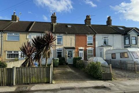 4 bedroom terraced house for sale, Beccles Road, Lowestoft