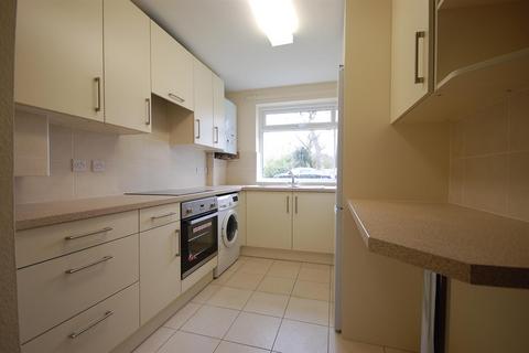 2 bedroom house to rent, Lonsdale Close, Pinner HA5