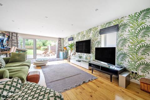 5 bedroom detached house for sale, Byfleet Avenue, Old Basing, Basingstoke, Hampshire, RG24