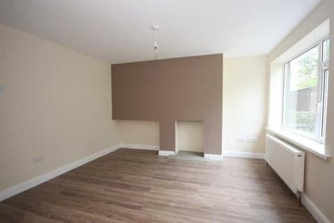 3 bedroom terraced house to rent, Lickless Gardens, Horsforth, Leeds, West Yorkshire, LS18