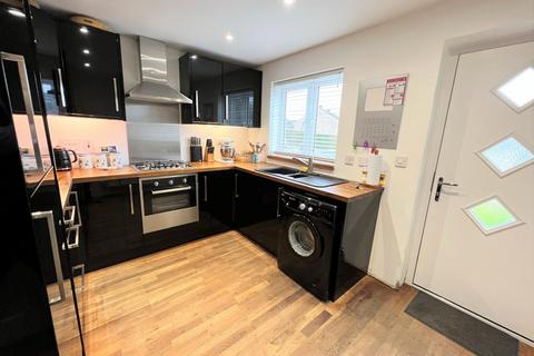 2 bedroom end of terrace house for sale, High Street, Cinderford GL14