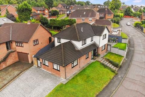 5 bedroom detached house for sale, Barleymow Close, Chatham, ME5