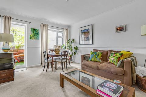 2 bedroom apartment for sale, Dorset House, Stanton Road, Barnes, SW13