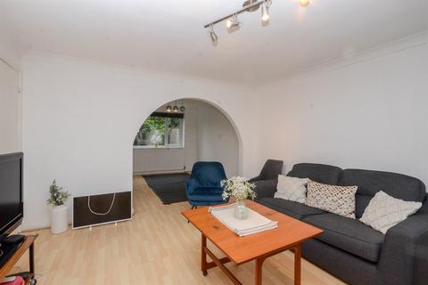 3 bedroom terraced house for sale, Cowdray Court, Kingston Park