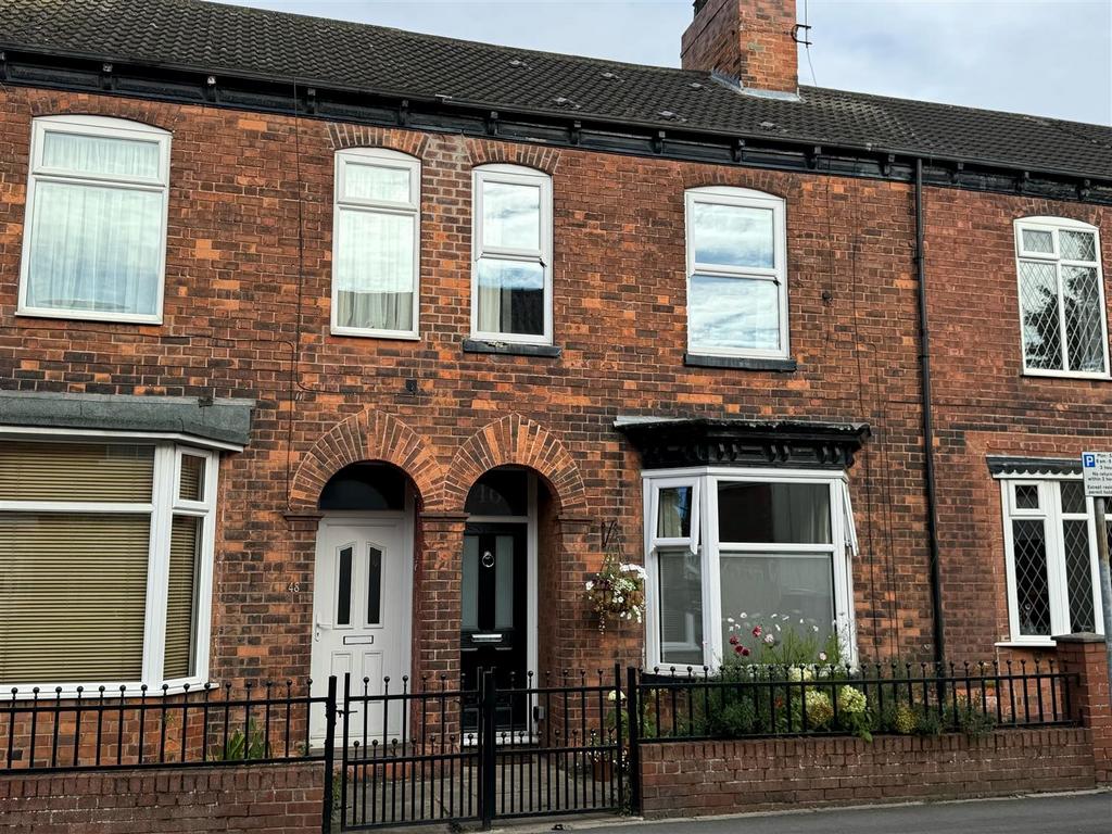 Main Street, Willerby 3 bed terraced house for sale £187,000