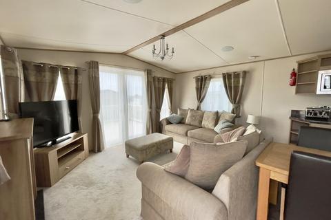 2 bedroom lodge for sale, NEWQUAY TR8