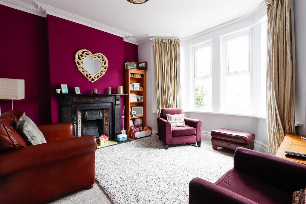 Barry Road, Barry 3 bed terraced house for sale £270,000