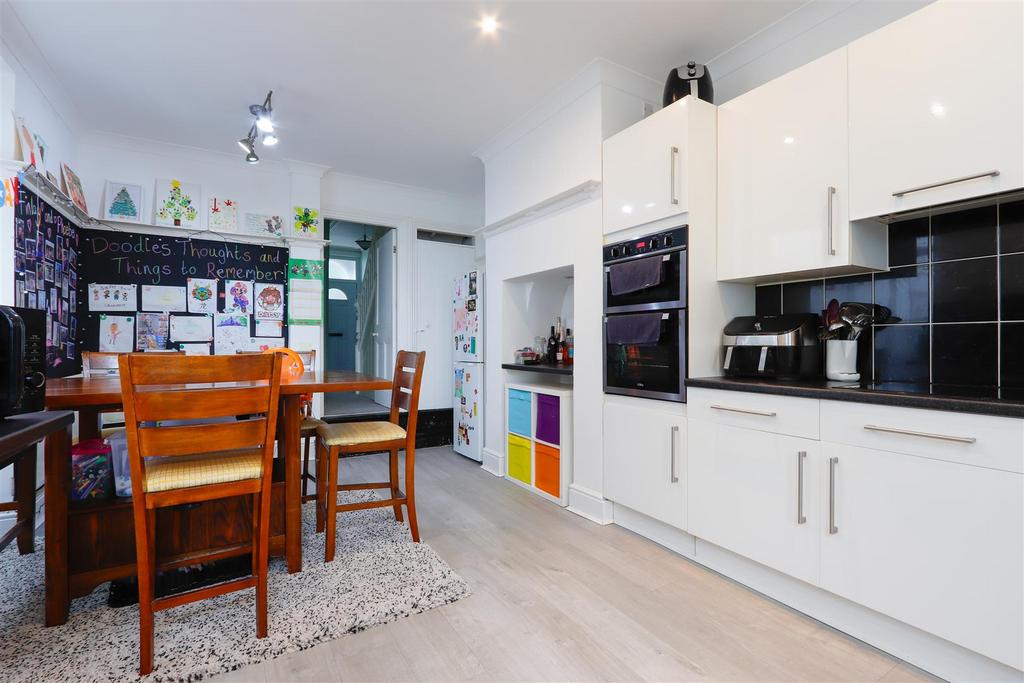Open kitchen/diner