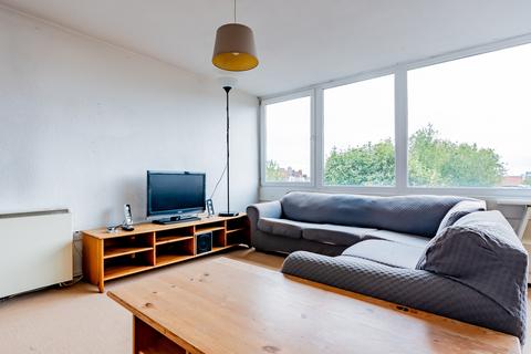 271 High Kingsdown, Bristol, BS2 8DF