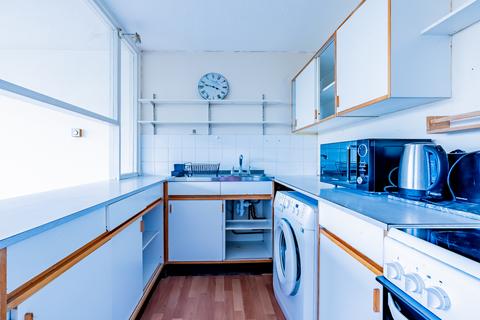 271 High Kingsdown, Bristol, BS2 8DF