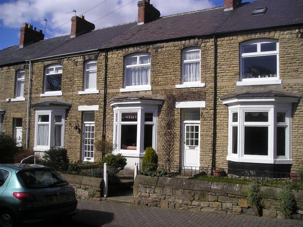 North Guards, Whitburn 2 bed terraced house for sale £198,500