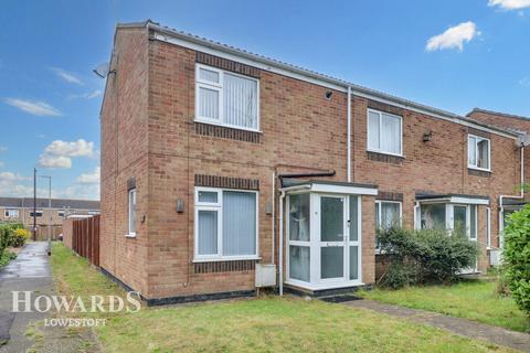 2 bedroom end of terrace house for sale, Daffodil Walk, Lowestoft