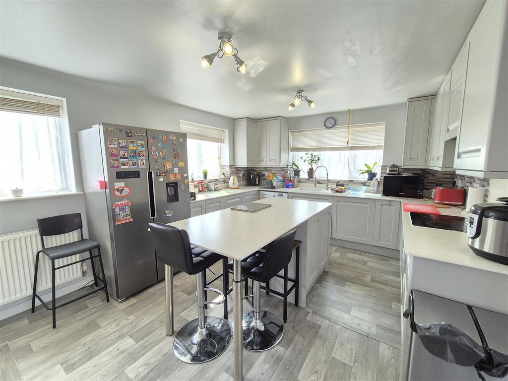John Cooper Way, Coalville LE67 4 bed detached house for sale £345,000