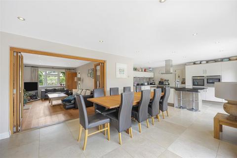 112 Elm Road, Earley, Reading, RG6 5TD