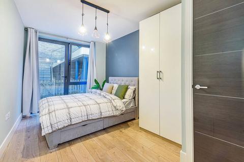 2 bedroom flat for sale, Dalberg Road, Brixton, London, SW2