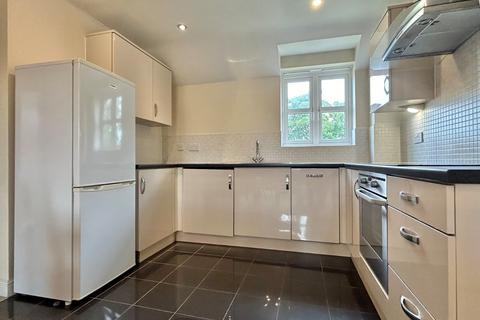 2 bedroom flat to rent, Montgomery Avenue, Far Headingley, Leeds, LS16