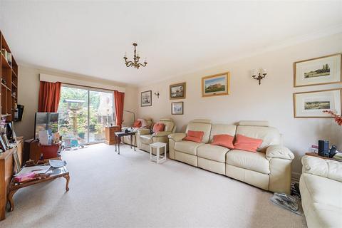 41 Brecon Way, Bedford, MK41 8DD