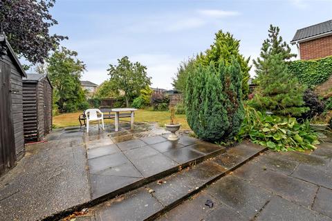 41 Brecon Way, Bedford, MK41 8DD