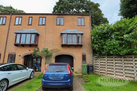 3 bedroom townhouse for sale, Willow Close, Uppingham LE15