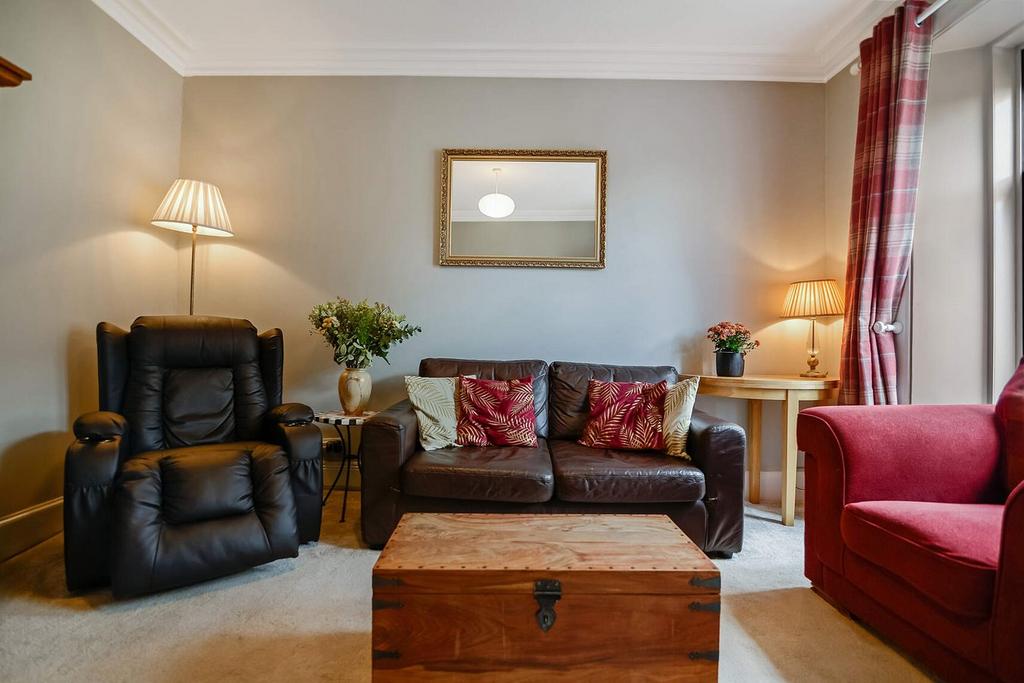Bridgend, Dunblane, FK15 2 bed duplex for sale £155,000