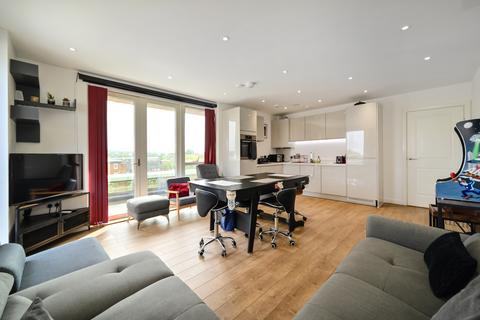 1 bedroom flat for sale, Kennard Apartments, London SE18