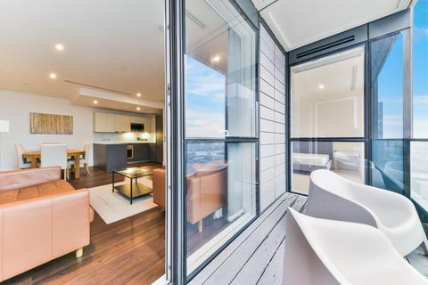 undefined, Maine Tower, Canary Wharf, E14