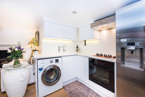 2 bedroom flat for sale, Chelsea Embankment, Chelsea, London, SW3