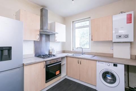 3 bedroom flat for sale, Wardieburn Drive, Trinity, Edinburgh, EH5