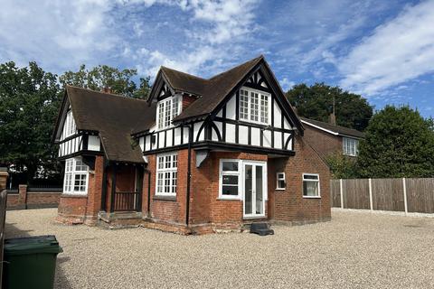 4 bedroom detached house for sale, Chobham Road, Frimley GU16