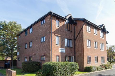 1 bedroom flat for sale, Top floor flat with parking in Church Road, Haywards Heath