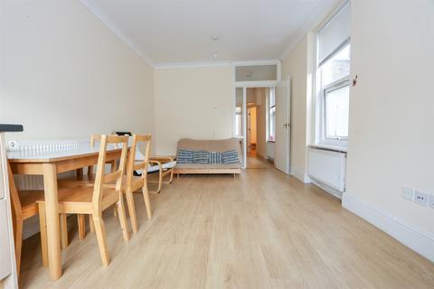 2 bedroom flat to rent, Northlands Street