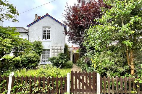 3 bedroom semi-detached house for sale, Castle Road, Epsom KT18