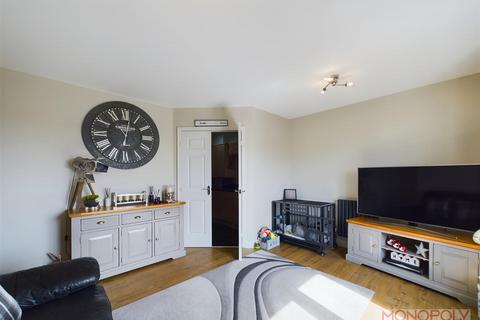 2 bedroom apartment for sale, Lamberton Drive, Brymbo, Wrexham