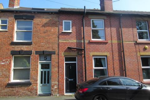 2 bedroom terraced house to rent, Claremont Street, Leeds LS26