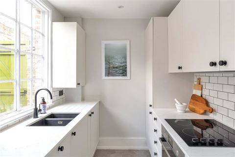 1 bedroom end of terrace house for sale, Brandram Road, London, SE13