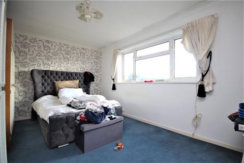 2 bedroom end of terrace house to rent, Columbia Walk, Durrington, Worthing, West Sussex, BN13