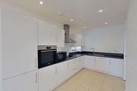 3 bedroom flat to rent, Ocean Drive, Edinburgh, EH6