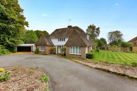 4 bedroom detached house to rent, Tree Lane, Plaxtol, Kent TN15 0QA