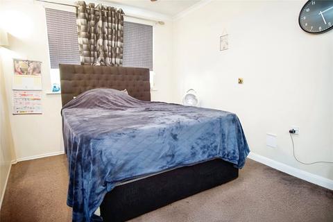 21 Vicarage Close, Erith, DA8 1ET