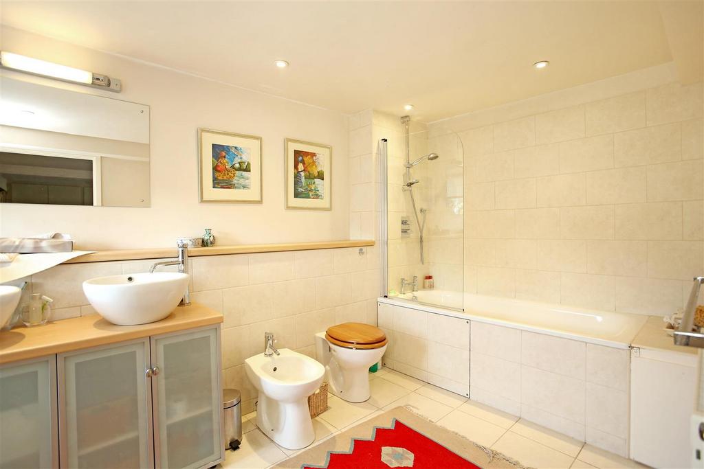 Corner Cottage 153589 PH(17).JPG