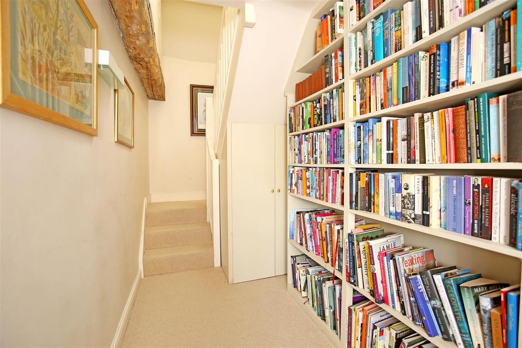 Corner Cottage 153589 PH(19).JPG