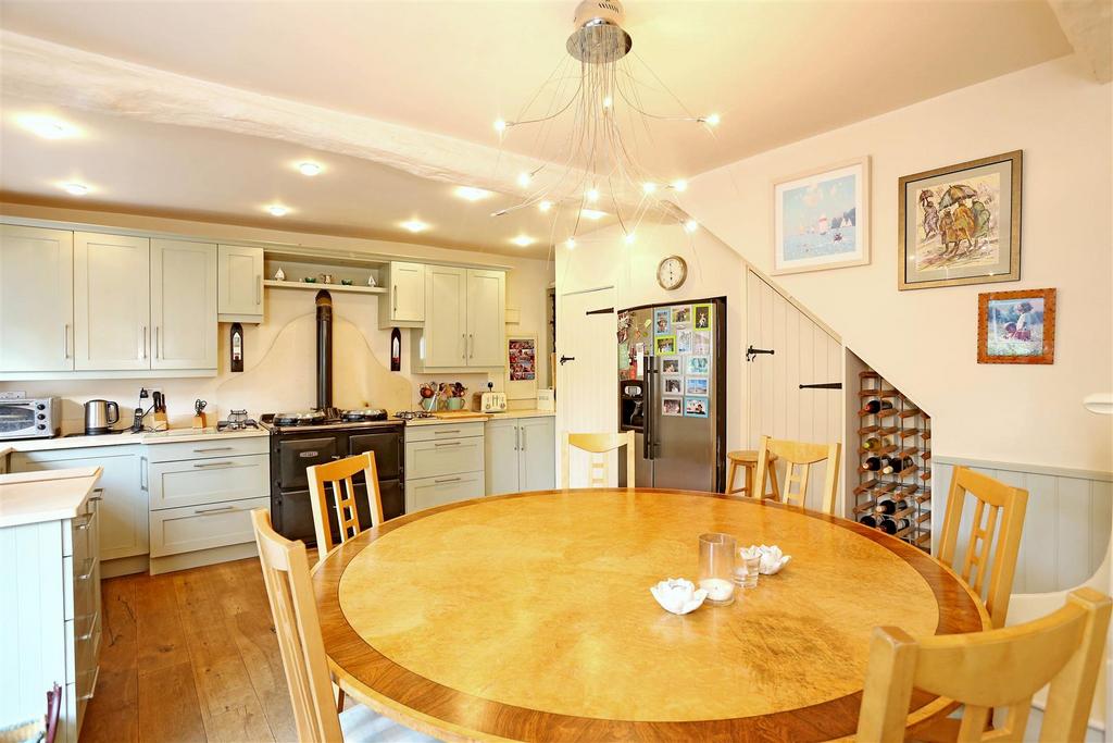Corner Cottage 153589 PH(11).JPG