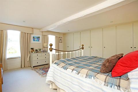 Corner Cottage Barn Close, Nailsworth, Stroud, GL6 0JL