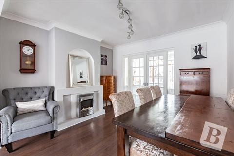 30 Firbank Road, Collier Row, Romford, RM5 2TR
