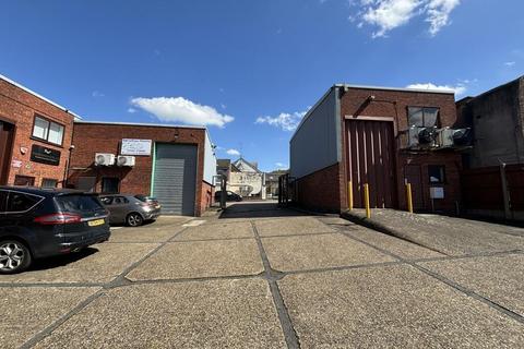 1 bedroom property for sale, AbbeyGate Business Centre 