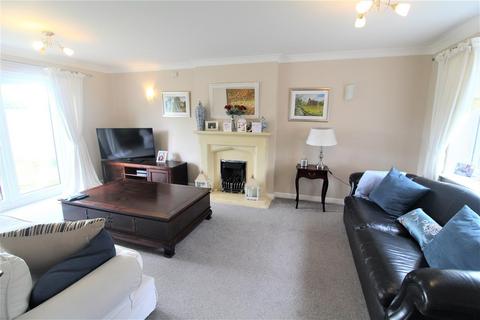 4 bedroom detached house to rent, 9 Swain Close, Wem, Shrewsbury