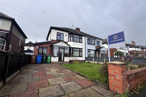 3 bedroom semi-detached house to rent, Elbut Lane, Greater Manchester BL9