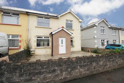 3 bedroom semi-detached house to rent, Ynysmaerdy Terrace, Pontyclun CF72 8LG