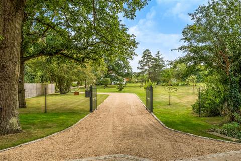 3 bedroom detached house for sale, Lower South Park, Godstone RH9