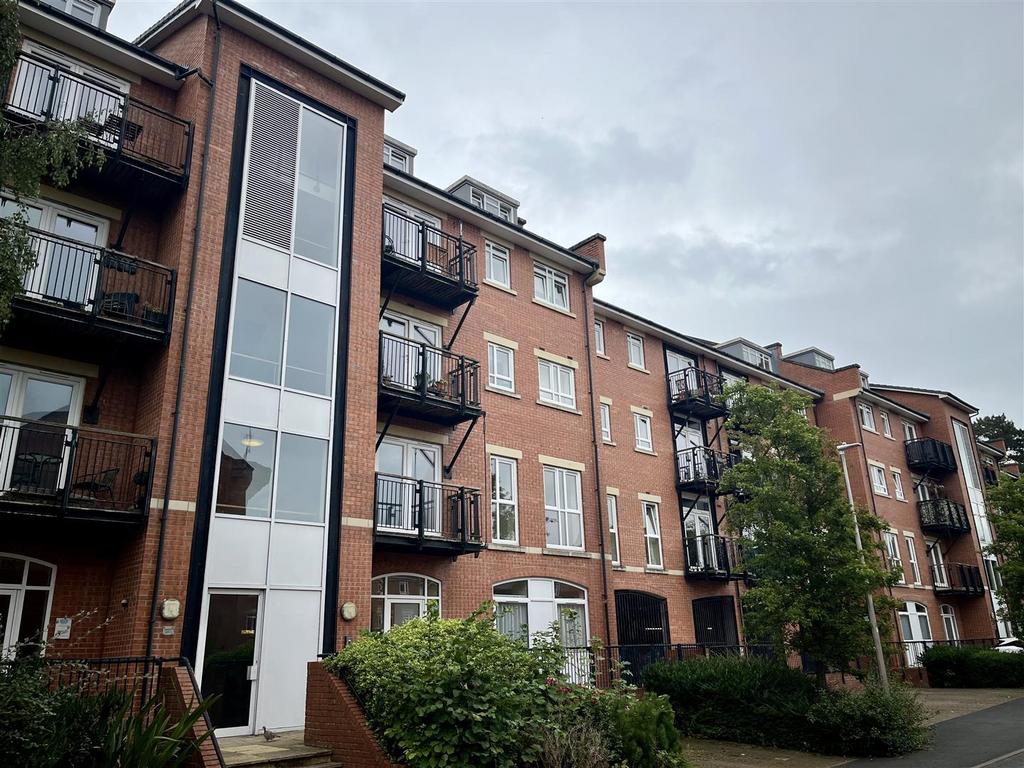 Mill Green, Congleton 1 bed flat to rent £595 pcm (£137 pw)
